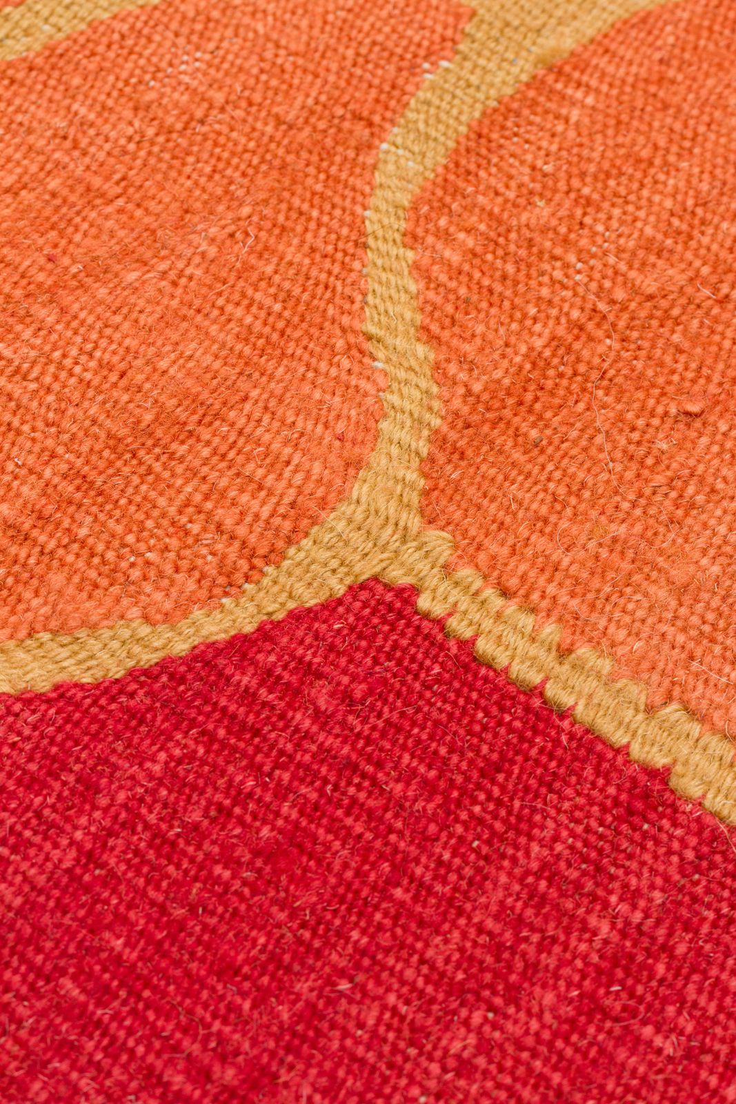 "DALGIN / DREAMY" Işık Gülkaynak Kaya, El dokuması kilim