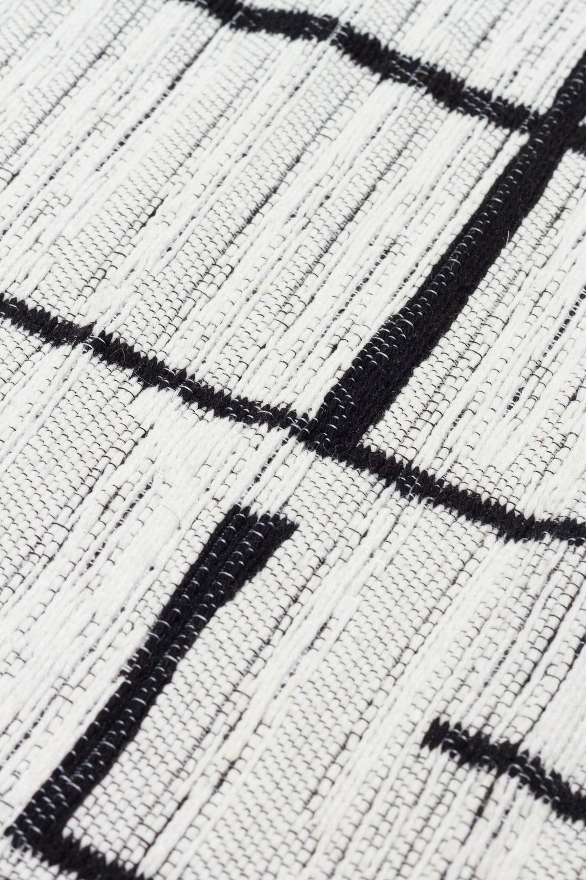 "SADE", Kilim