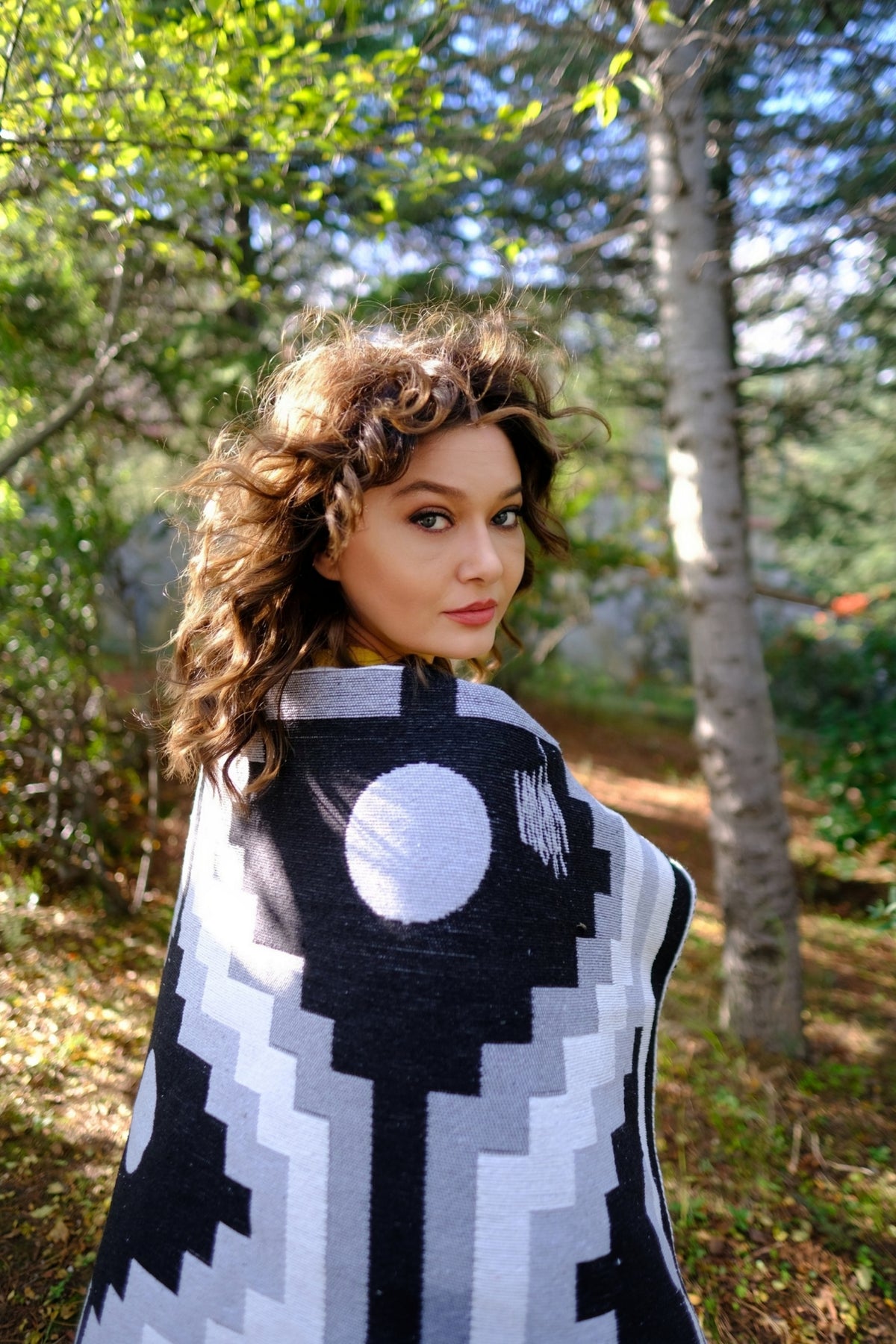 "KORİDOR", Nurgül Yeşilçay, Kilim